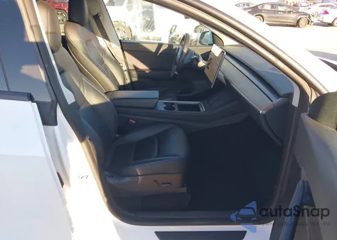 2022 Tesla Model Y Long Range Dual Motor All-Wheel Drive from USA, damaged, VIN 7SAYGAEE5NF433477